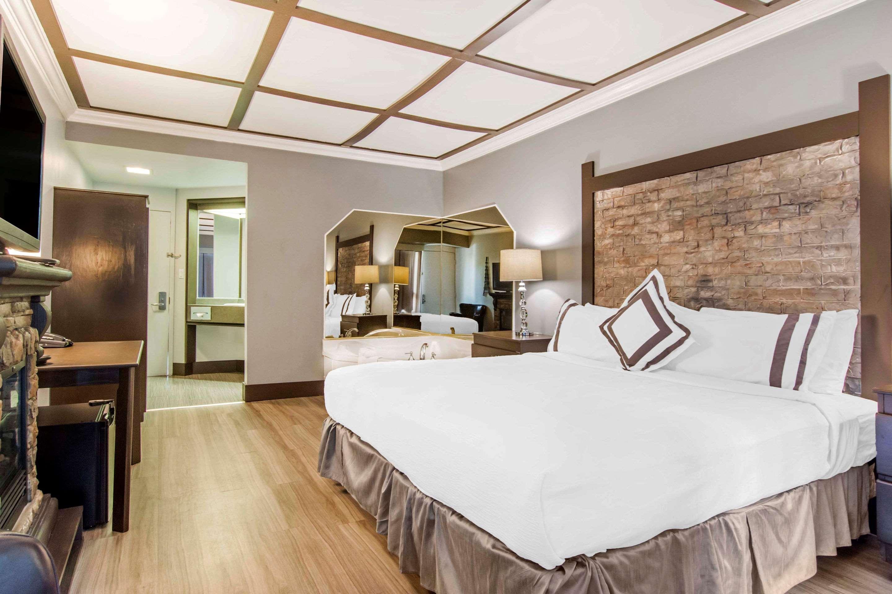 Hotel Rodeway 3*
